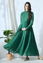 Mometernity Green Chevron Print Maternity Zari Embroidery Photoshoot Gown