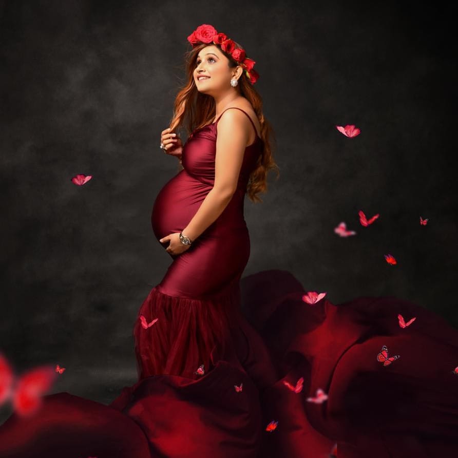 Maternity Shoot By Little Toes By Muskan