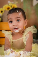 Pre Birthday Photoshoots and Cakesmash